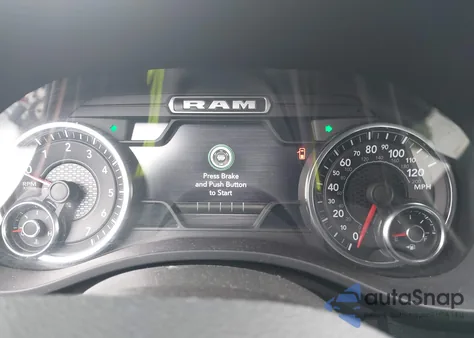 2022 Ram 1500 Laramie 4X4 5'7 Box z USA, uszkodzony, nr VIN 1C6SRFJT3NN400159